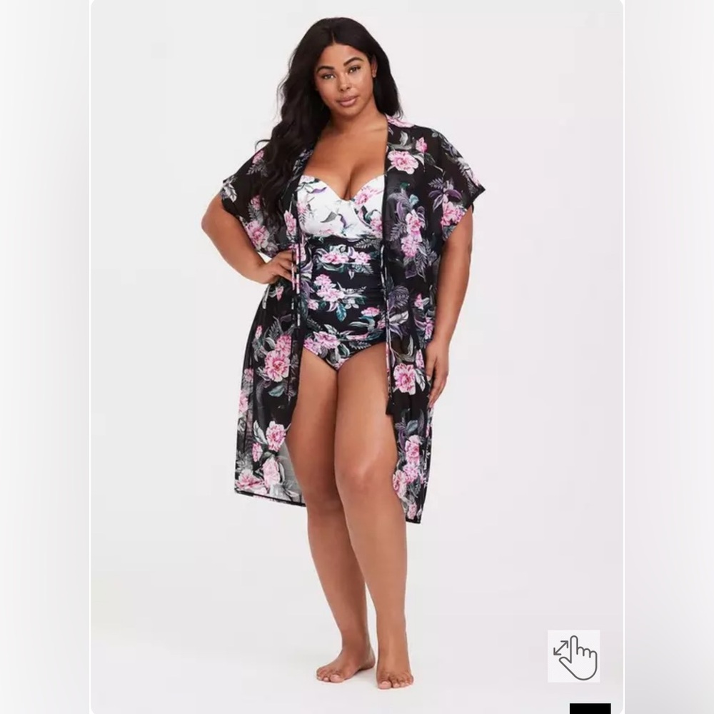 3. Torrid Black Kimono with Pink and Green Floral Design Size 3X/4X